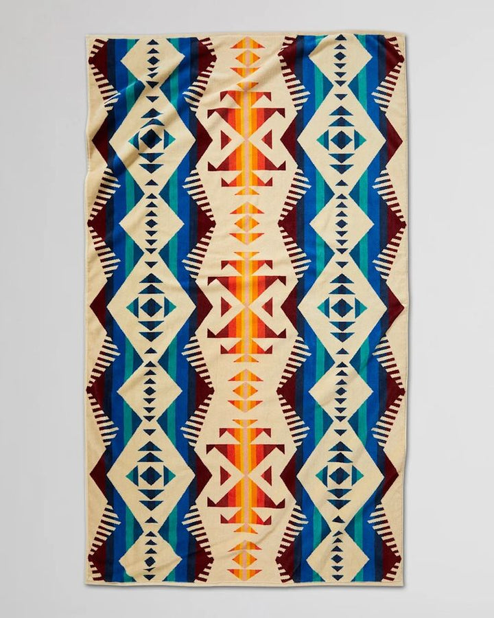 Oversized Jacquard Spa Towel - Los Lunas