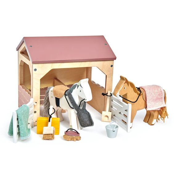 Hank & Sylvie's - The Stables Wooden Play Set - Tender Leaf