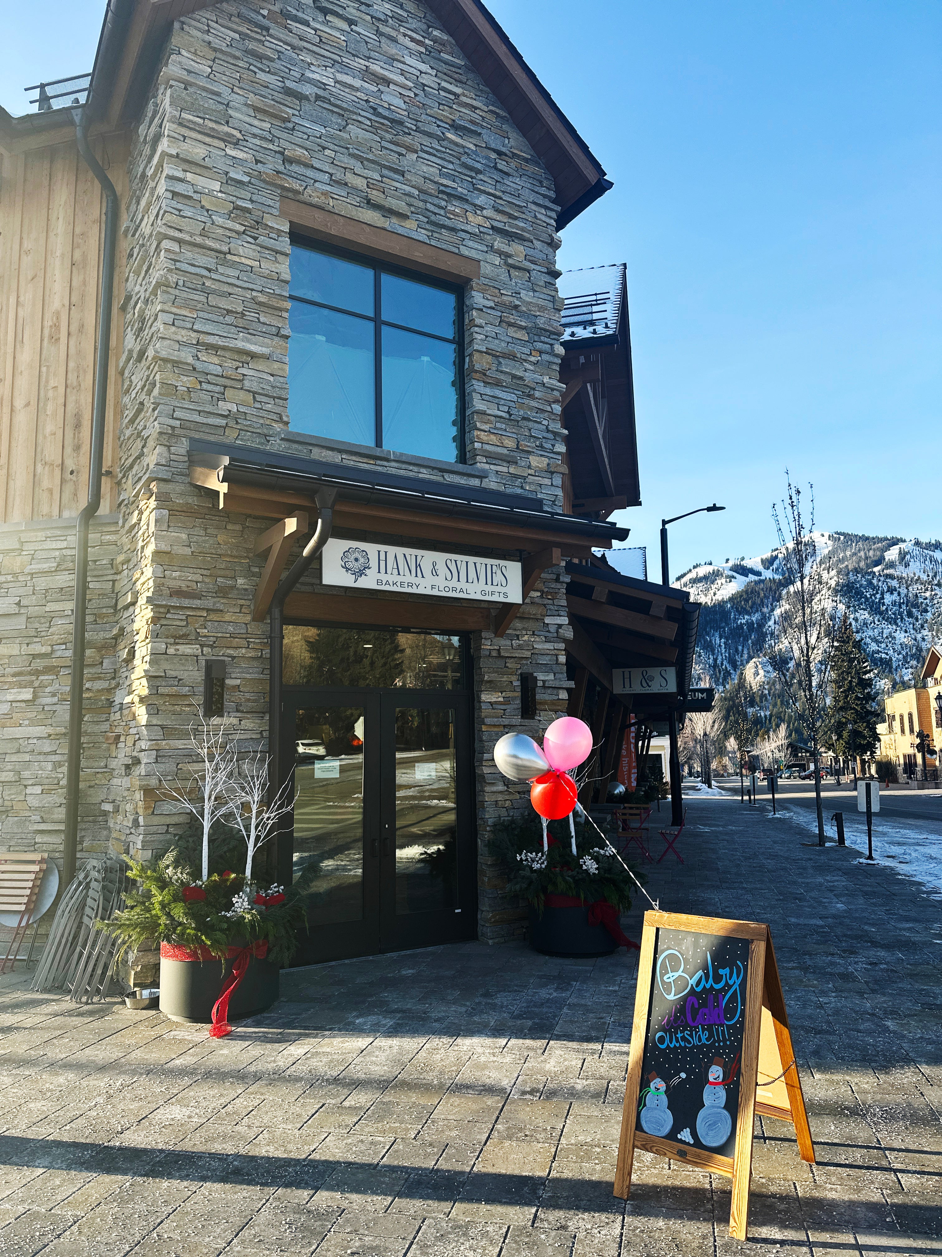 Hank Sylvie s Bakery Gifts and Floral Sun Valley Hailey