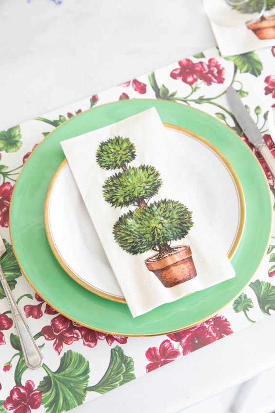 Topiary Guest Napkin - Hester & Cook